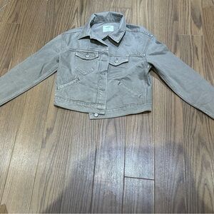 Women’s tan jean jacket never worn